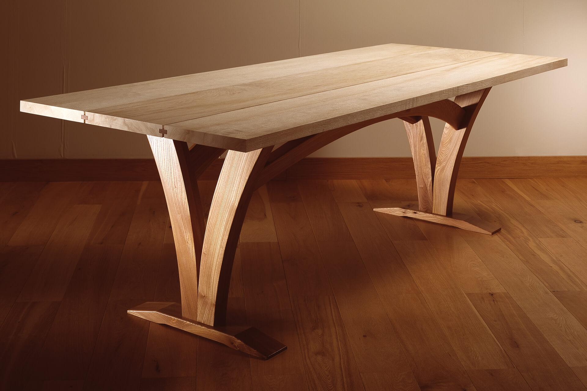 Elevate Your Space: Bespoke Tabletops by Intravoxsped